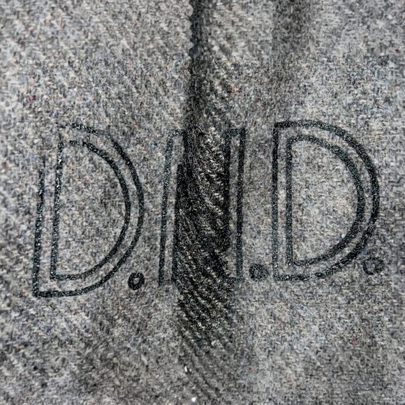 Vintage 1950s Canadian Defense Wool Blanket, Unissued - Picture 4 of 5